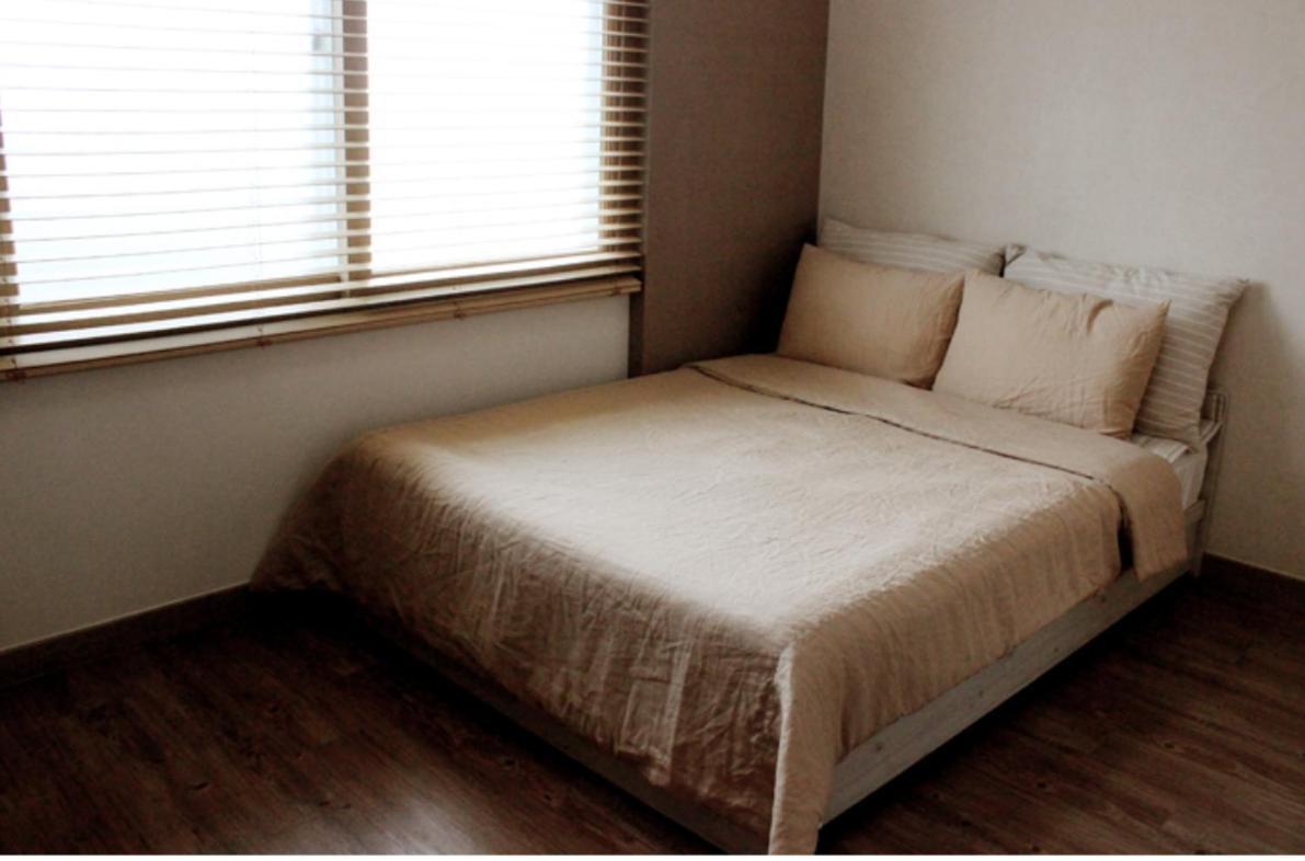 Moon Forest Guesthouse เมืองเชจู ภายนอก รูปภาพ